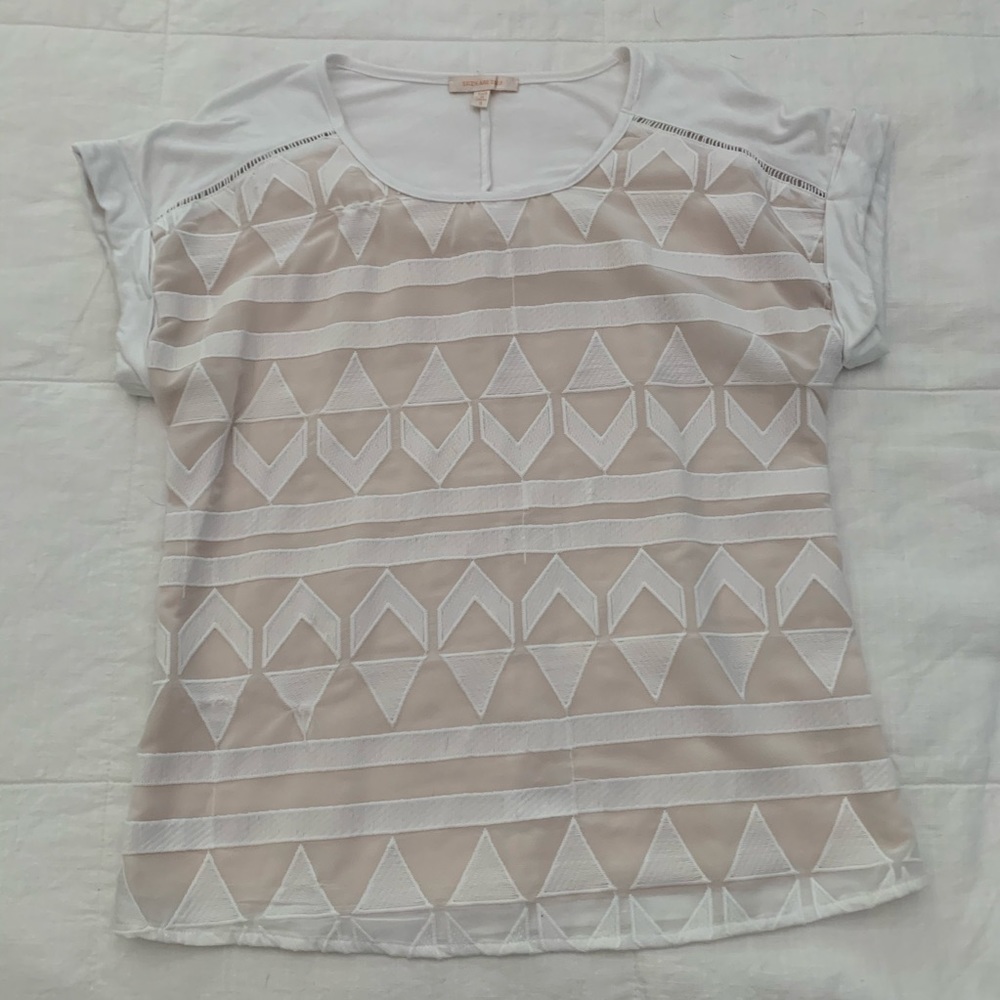 Patterned White Top